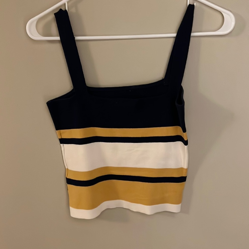stopped crop top, thick straps